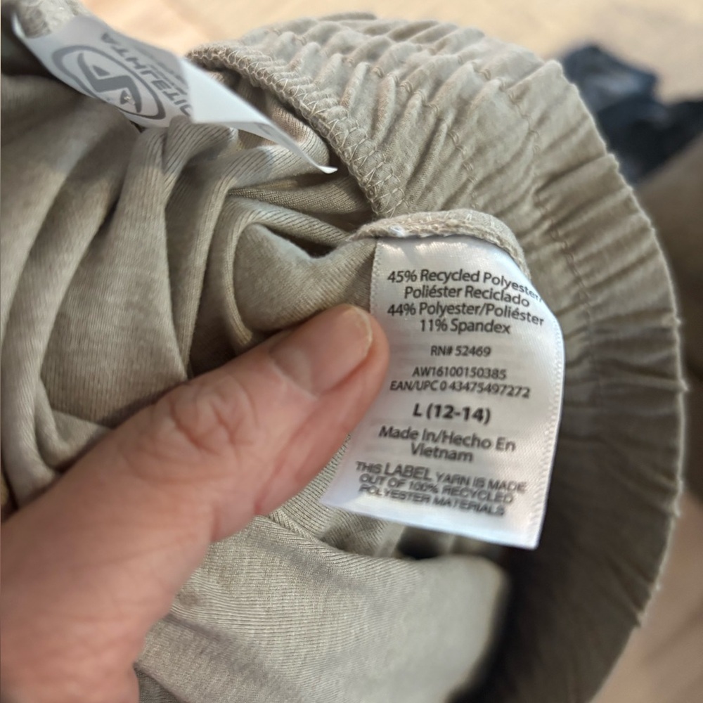 ATHLETIC WORKS Buttercore Heathered beige size L (12-14) NWOT - Picture 4 of 5